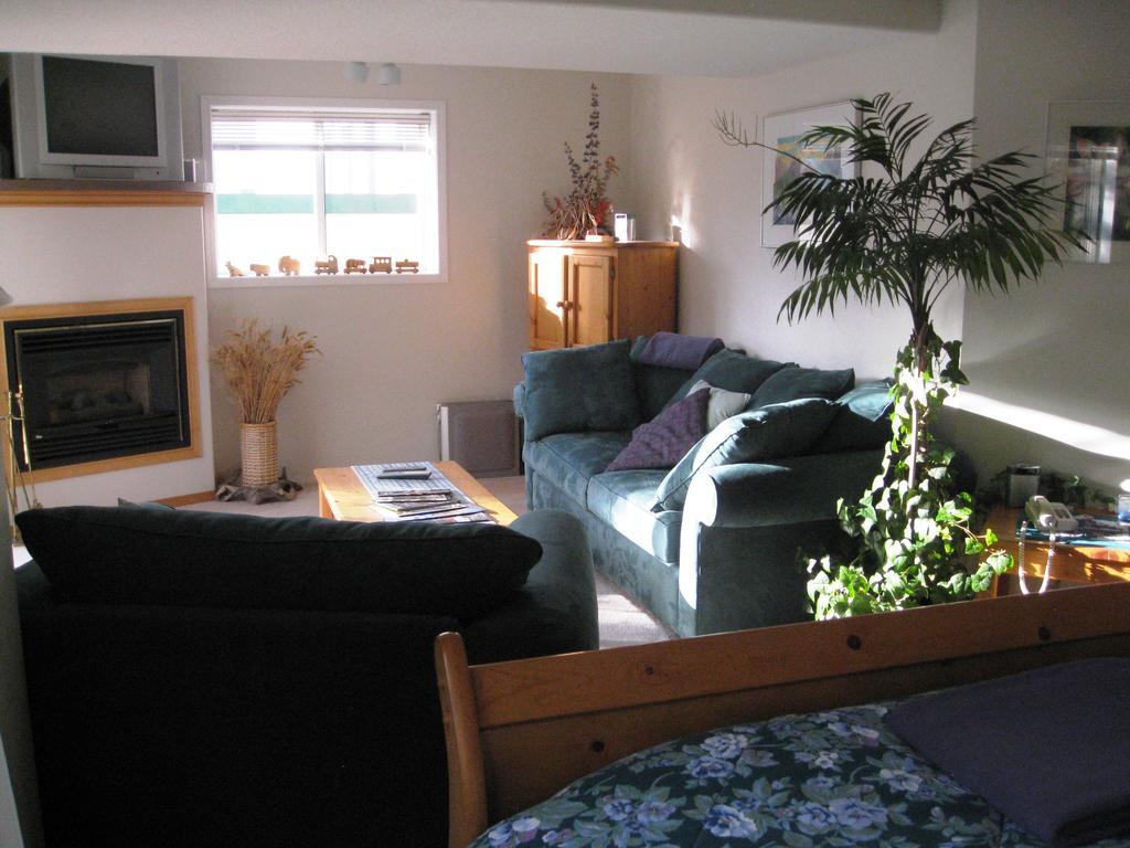 Avens Renaissance B&B Canmore Rum bild